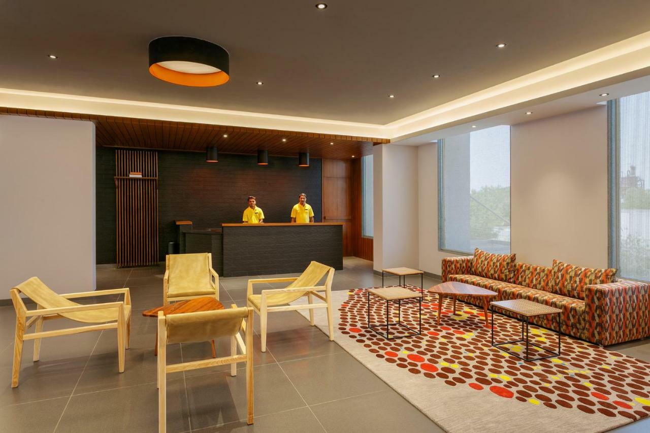 Hotel Ginger Sānand Extérieur photo